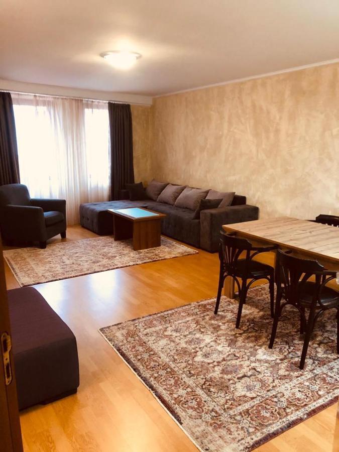Dolomiti Apartments Банско Экстерьер фото